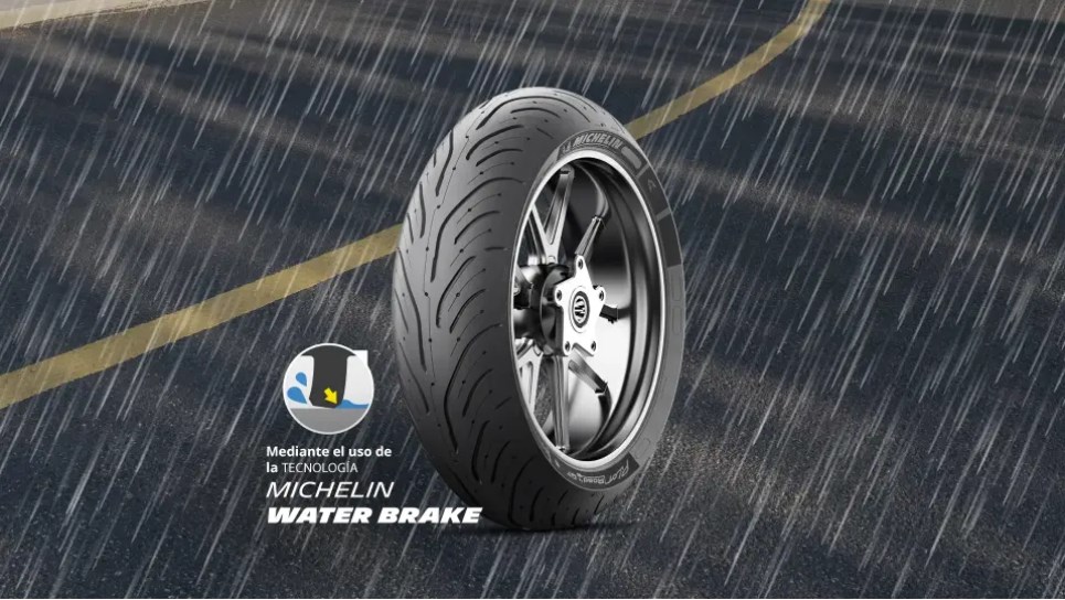 Michelin POWER CUP 2 con tecnología Water Brake